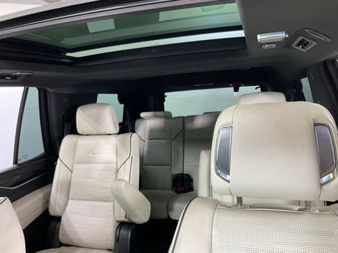 Certified 2022 Cadillac Escalade Sport w/ Touring Package AWD/4WD image 35