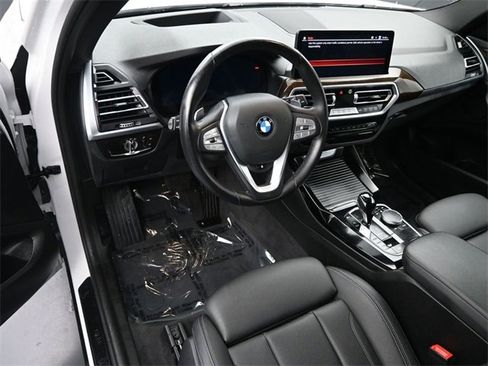 Used 2024 BMW X3 xDrive30i w/ Premium Package w/ZPA image 17