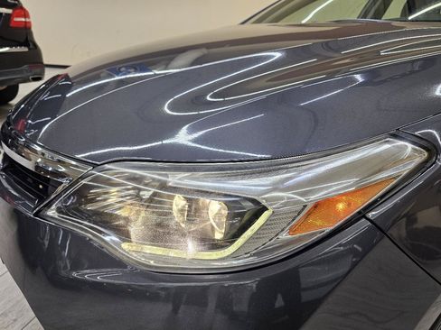 Used 2015 Toyota Avalon Limited FWD image 10