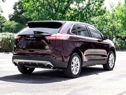 Used 2024 Ford Edge Titanium image 5