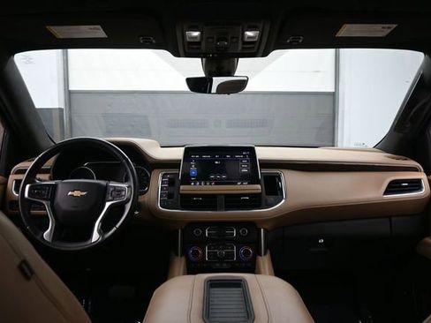 Used 2021 Chevrolet Tahoe Premier w/ Premium Package AWD/4WD image 21