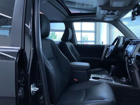 Certified 2022 Toyota 4Runner Limited AWD/4WD image 22