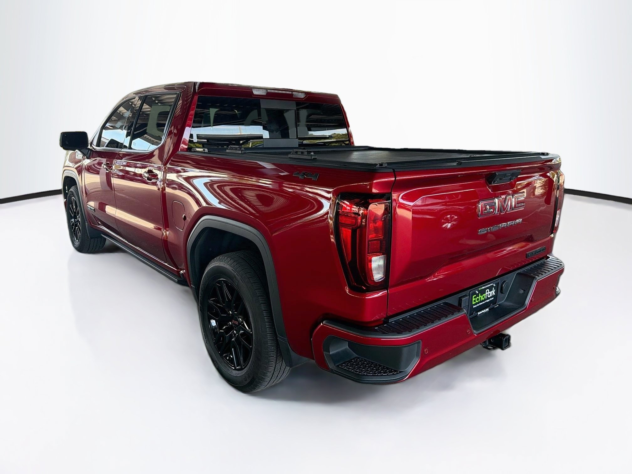 Used 2024 GMC Sierra 1500 Elevation w/ Elevation Premium Package AWD/4WD image 5