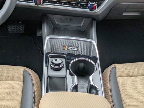 New 2026 Chevrolet Equinox ACTIV w/ Convenience Package III FWD image 21