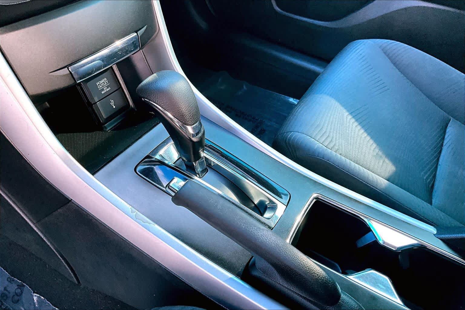 Used 2014 Honda Accord LX image 16