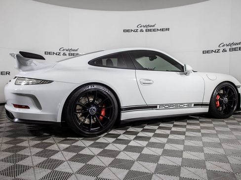 Used 2015 Porsche 911 GT3 image 10