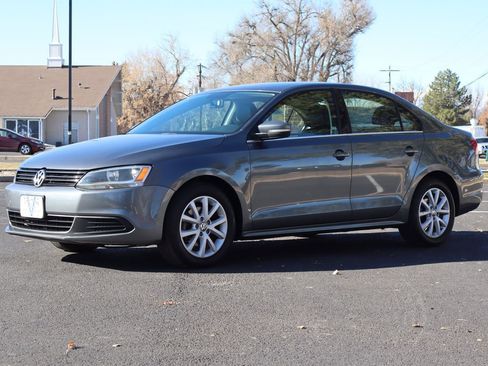 Used 2013 Volkswagen Jetta SE image 11