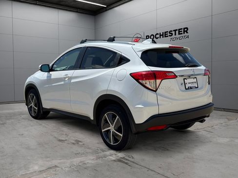 Used 2022 Honda HR-V EX image 3