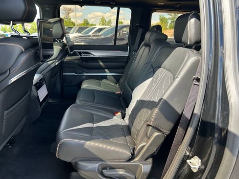 Certified 2023 Jeep Grand Wagoneer L Series III w/ Rear Seat Video Group 1 AWD/4WD image 25