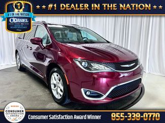 Used 2017 Chrysler Pacifica Touring-L Plus w/ Tire & Wheel Group video 1