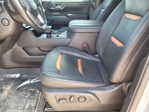 Used 2024 GMC Sierra 1500 AT4 w/ Technology Package image 20
