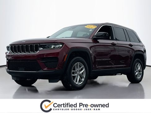 Used 2024 Jeep Grand Cherokee Laredo X w/ Luxury Tech Group I image 12