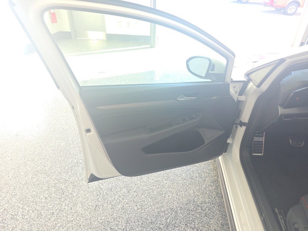 New 2026 Volkswagen GTI SE FWD image 23