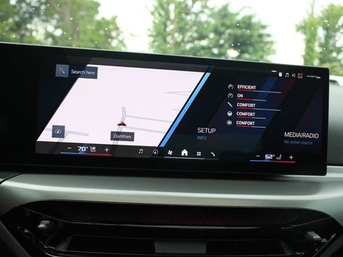 Used 2025 BMW M2 w/ Lighting Package RWD image 32