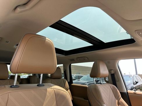 New 2027 INFINITI QX80 Luxe AWD/4WD image 17