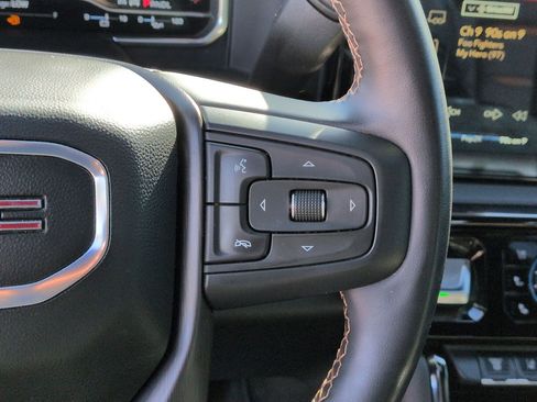 Used 2024 GMC Sierra 2500 AT4 w/ AT4 Premium Plus Package image 19