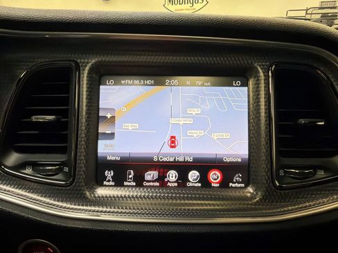 Used 2016 Dodge Challenger SRT Hellcat RWD image 22