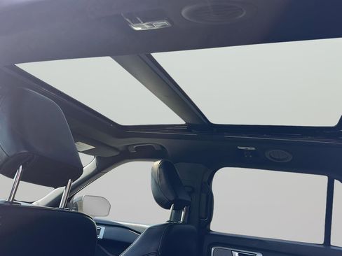 Used 2022 Ford Explorer ST-Line w/ Class IV Trailer Tow Package image 21