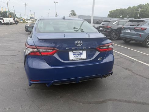 Used 2024 Toyota Camry SE w/ Cold Weather Package AWD/4WD image 9