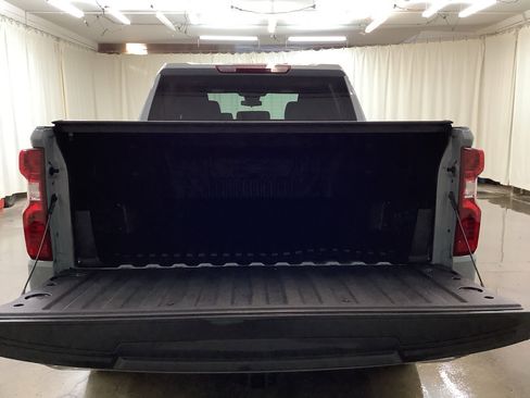 Used 2024 Chevrolet Silverado 1500 LT AWD/4WD image 8