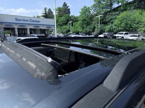 Used 2025 Ford Expedition Active AWD/4WD image 11