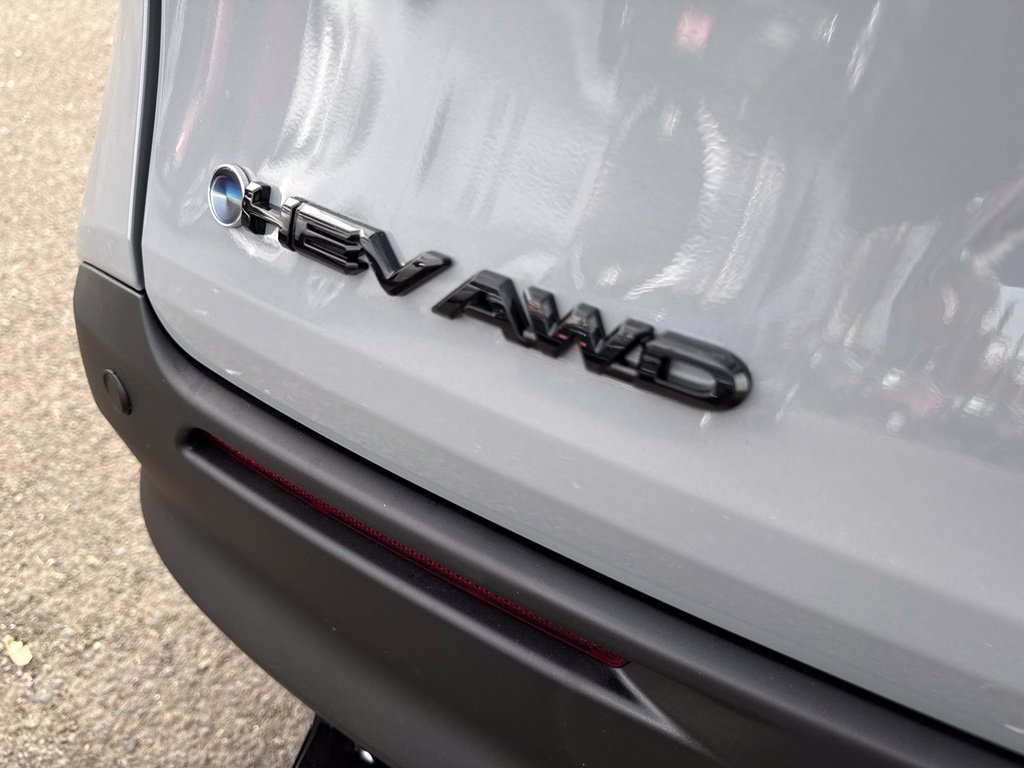 New 2026 Toyota Sienna XLE Woodland Edition AWD/4WD image 8