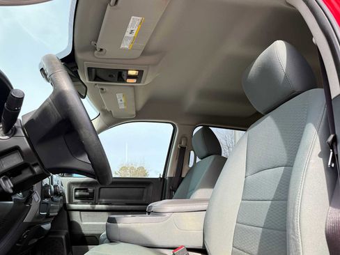 Used 2015 RAM 1500 Express image 22