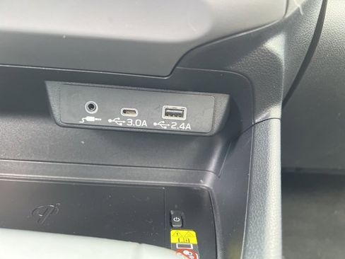 Used 2024 Subaru Crosstrek 2.5i Limited image 20