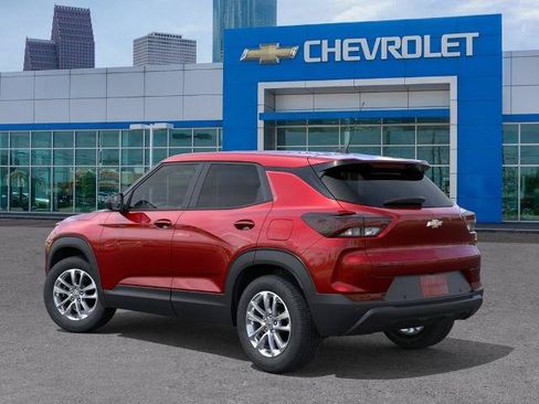 New 2026 Chevrolet TrailBlazer LS w/ LS Convenience Package FWD image 3