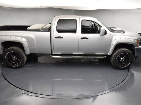 Used 2013 Chevrolet Silverado 2500 W/T AWD/4WD image 49