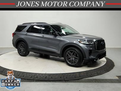 Used 2025 Ford Explorer ST-Line w/ ST-Line Street Pack