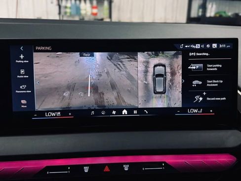 Used 2025 BMW X3 xDrive30i w/ Premium Package image 39