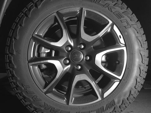 Used 2025 Jeep Compass Trailhawk AWD/4WD image 12