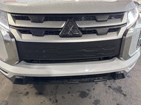 Used 2024 Mitsubishi Outlander Sport ES image 5