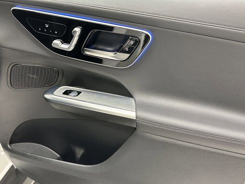 Certified 2025 Mercedes-Benz GLC 300 4MATIC image 15