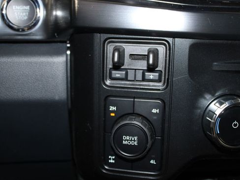 New 2026 Ford F250 Lariat w/ Black Appearance Package image 56