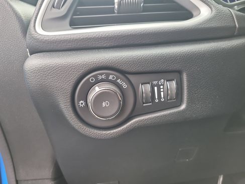 New 2026 Chrysler Pacifica Select image 24