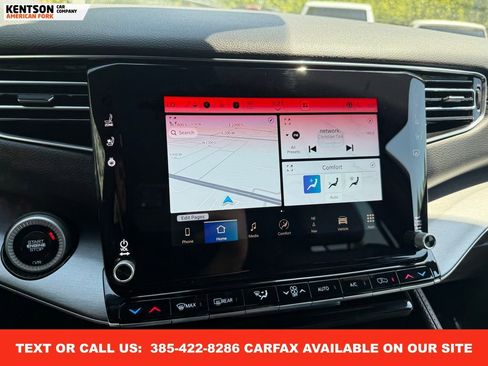 Used 2025 Jeep Wagoneer L Series III image 28