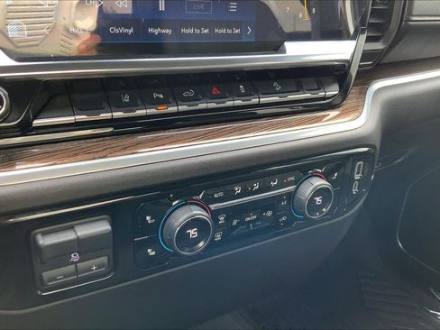 Used 2025 Chevrolet Silverado 2500 LT w/ Texas Edition image 67