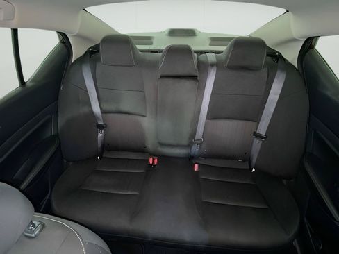Used 2024 Nissan Altima 2.5 SV FWD image 14
