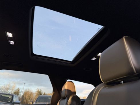 Certified 2024 Buick Enclave Avenir w/ Trailering Package, 5000 lbs. image 15