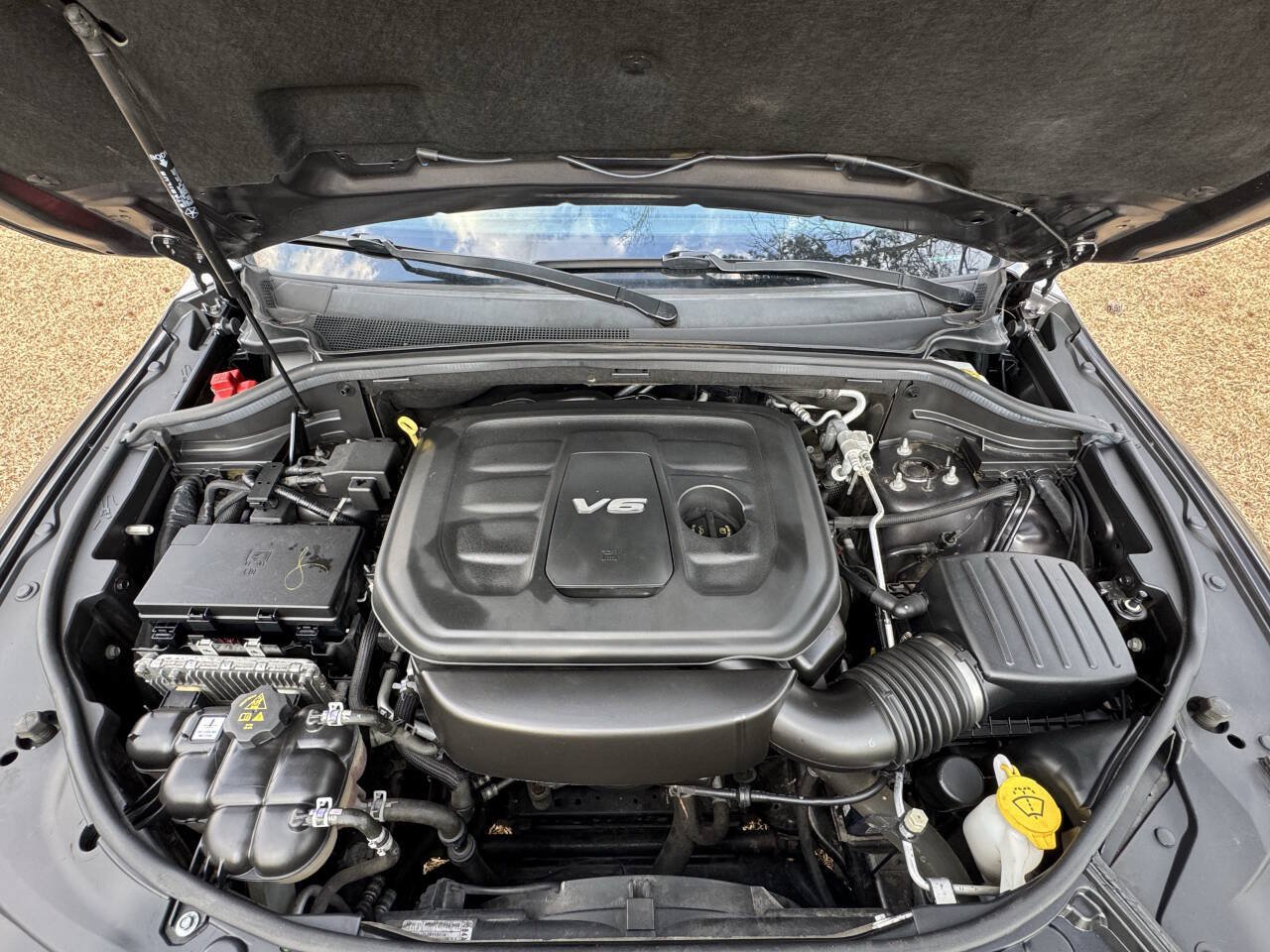 Used 2017 Dodge Durango SXT w/ 3rd Row Seating Group AWD/4WD image 30