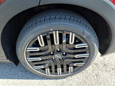 New 2026 Nissan Leaf Platinum+ FWD image 4