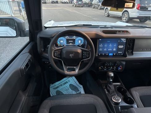 New 2025 Ford Bronco 4-Door image 26