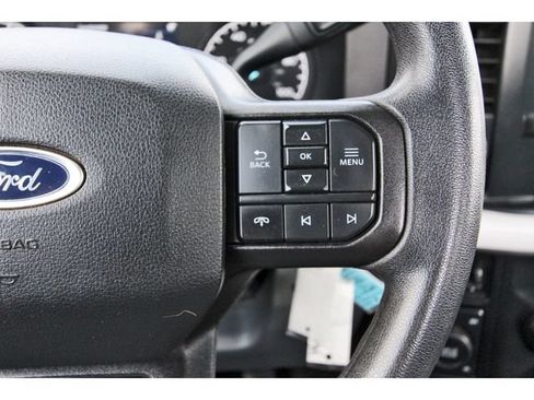 Used 2023 Ford F250 XL w/ 360-Degree Camera Package AWD/4WD image 10