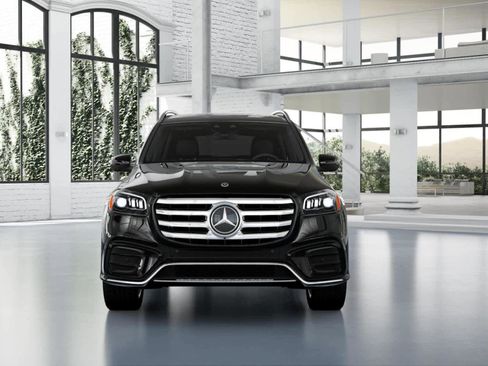 New 2026 Mercedes-Benz GLS 580 4MATIC image 6