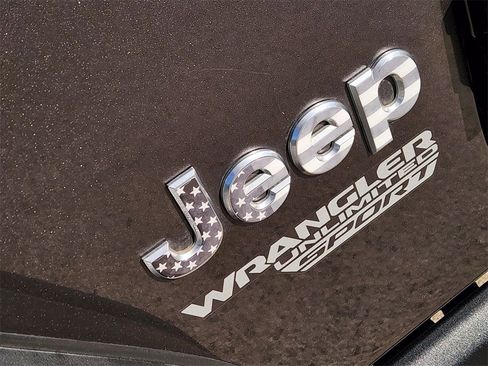 Used 2019 Jeep Wrangler Unlimited Sport S image 13