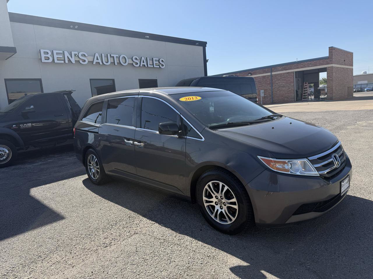 Used 2013 Honda Odyssey EX image 4