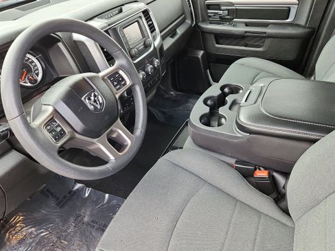 Used 2024 RAM 1500 Classic Warlock AWD/4WD image 9