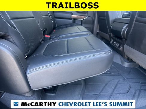 Used 2019 Chevrolet Silverado 1500 LT Trail Boss image 39